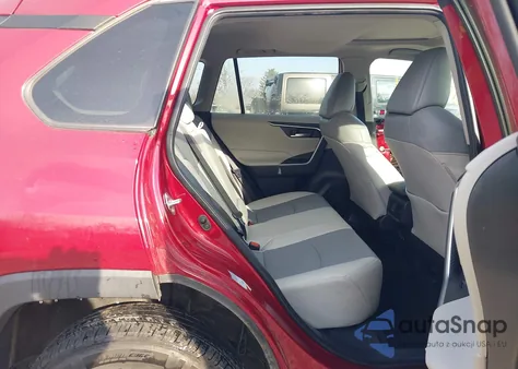 2020 Toyota Rav4 Xle Premium from USA, damaged, VIN 2T3A1RFV2LC110641